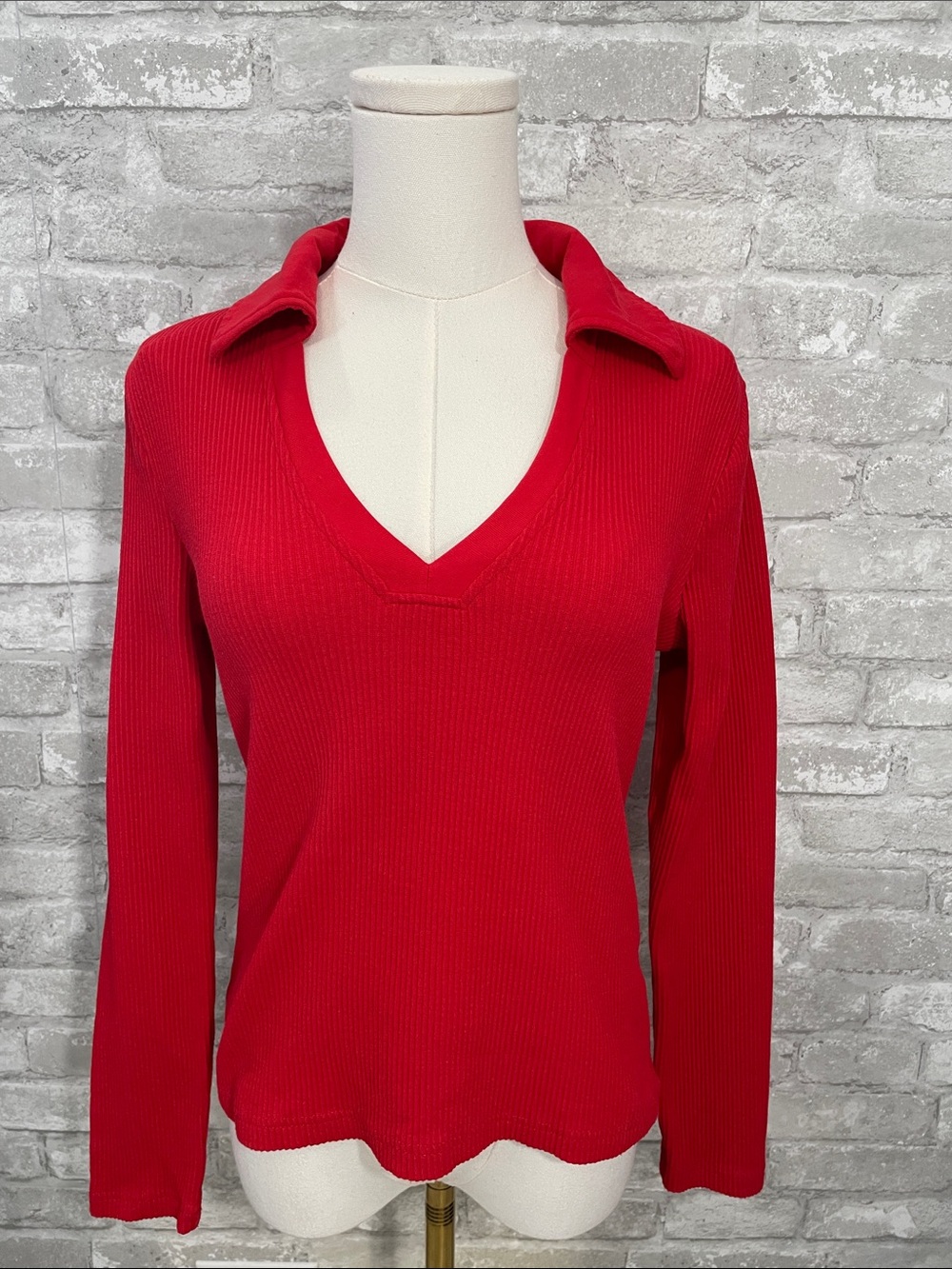 Dolan Left Coast Collection Ribbed V-Neck Collared Top